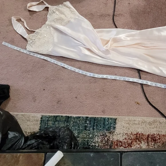 COPY - Victoria's Secret Nightgown/Lounger